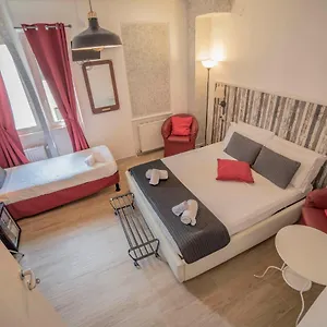 2* Bed & Breakfast Galleria And